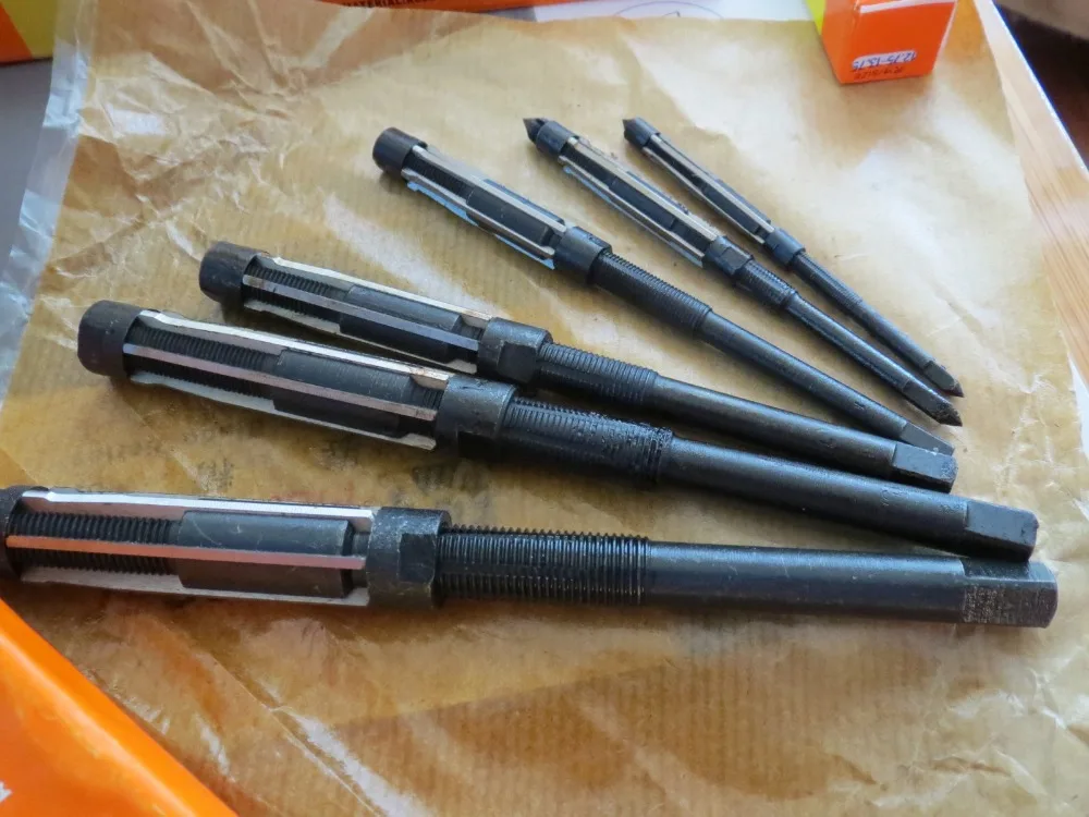 

Adjustable hand reamer HSS 6MM-17MM 12pcs/lot hand reamer hole metal steel Core drill bit Reamer rotating tool