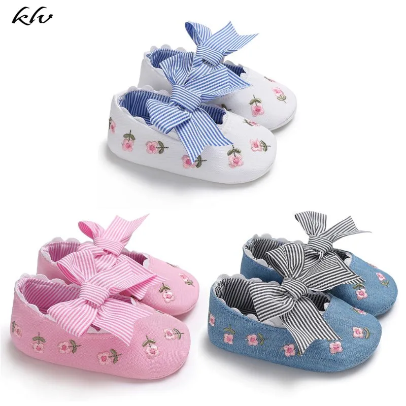 

Fashion Embroidered Flower Princess Shoes for Toddler Baby Girls Big Bow Soft Sole Newborn Baby Moccasins Shoes 0-18 Months