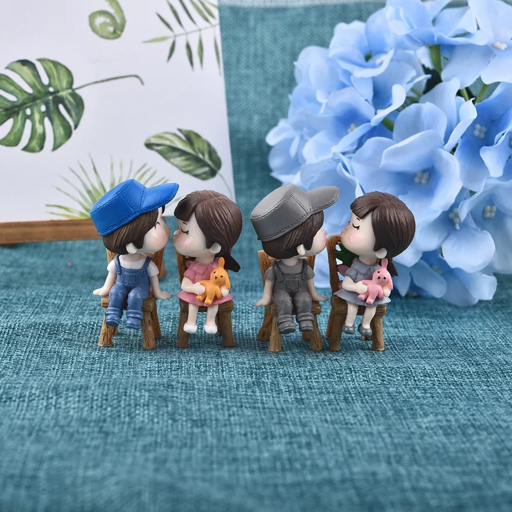 

4pcs/Set Sweety Lovers Couple Figurines Miniatures Fairy Garden Gnome Moss Terrariums Resin Crafts Home Decoration 8 style