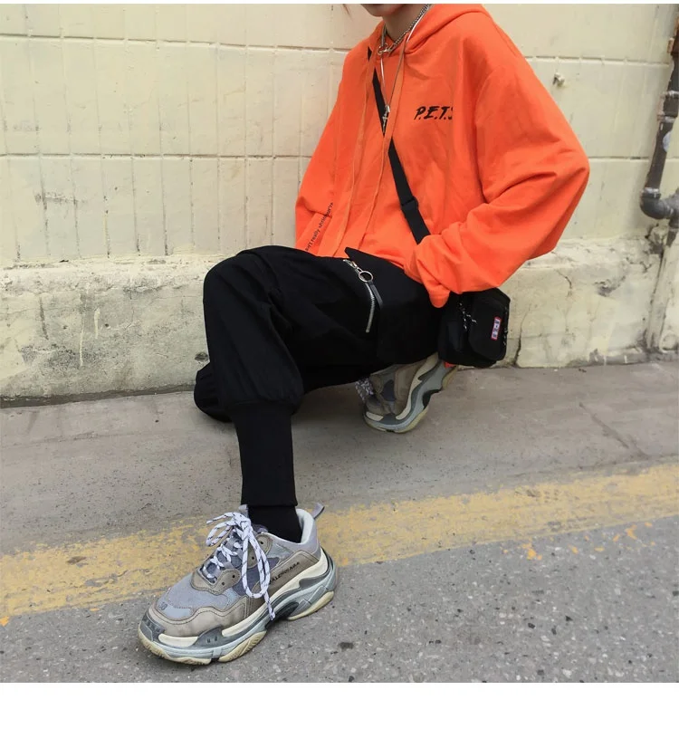 9 (21)