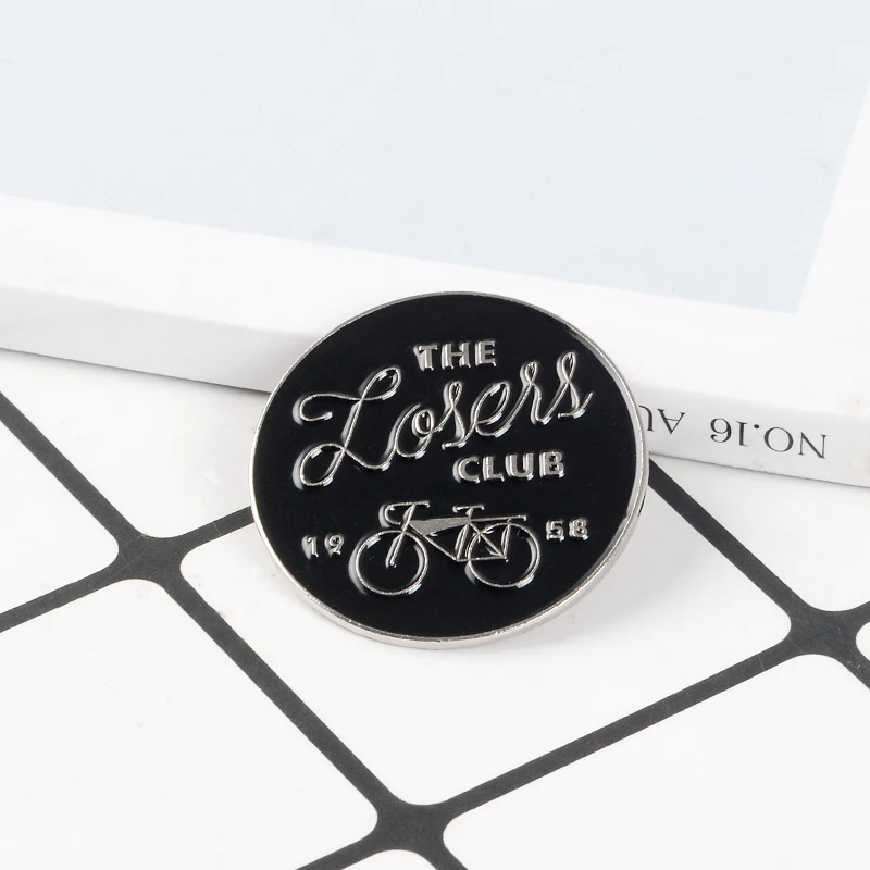 

The loser club Pin Quote Book Stephen King Brooches Black Round with bick Enamel Pin Badge Halloween Brooch Gift for friends