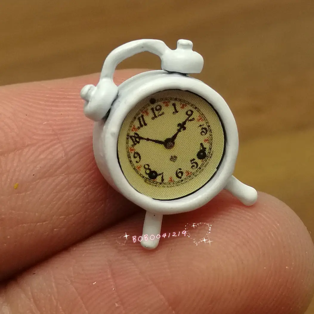 Dollhouse Miniature 1:12 Living Room Metal White Alarm Clock Height 1.5cm SPO466
