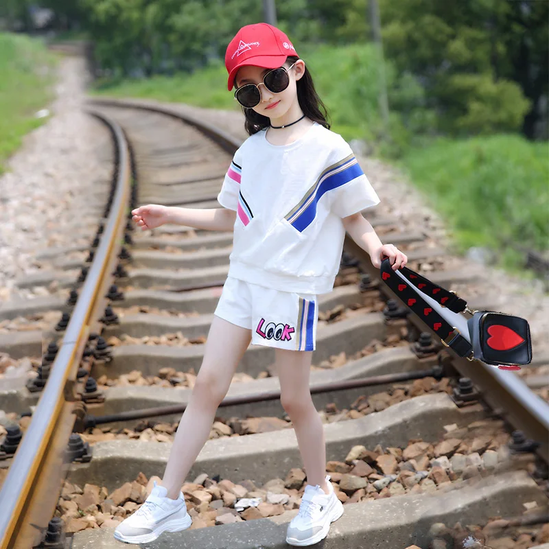 

2019 Summer Girls' Clothing Sets Teen Children's Clothes White Tops + Shorts 2-10 Years 2 Children's Clothing Sets