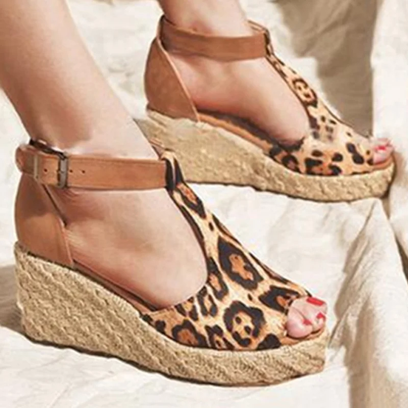 Plus Size Bohemian Women Sandals Buckle Strap Straw Platform Sandals Wedges Shoes For Women Chunky Sandals New Women Shoes