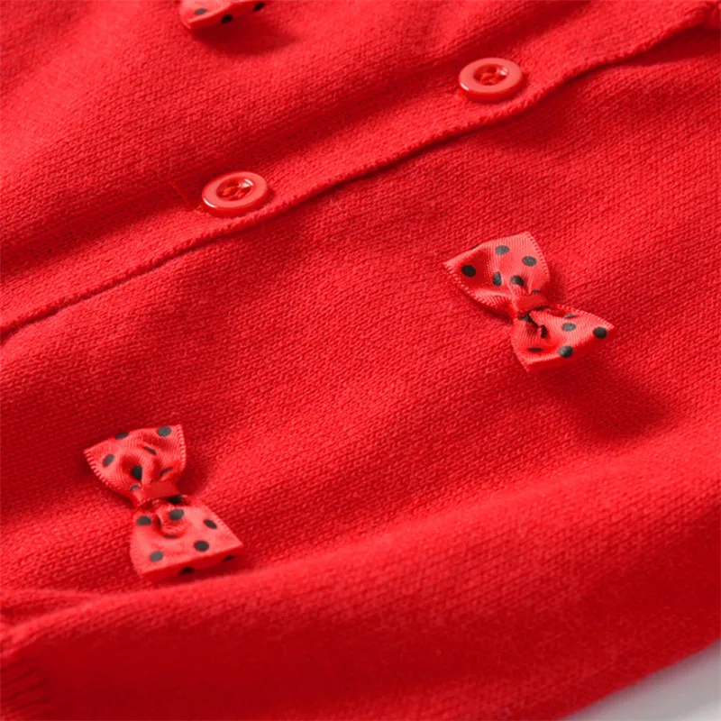 Бутик для маленьких девочек, 3 предмета, Рождественский зимний комплект одежды, красный вязаный кардиган, клетчатая юбка, милый бархатный галстук-бабочка, шапочка, одежда