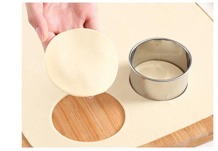 3Pcs/set Food-Grade Stainless Steel Round Pastry Mold Dough Press Cutter Cookie Pastry Dough Molds Kitchen Cooking Tools
