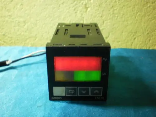 

DHL/EMS 5 LOTS OM-RON E5CN-Q2MTC-500 E5CNQ2MTC500 Temperature Controller -A1
