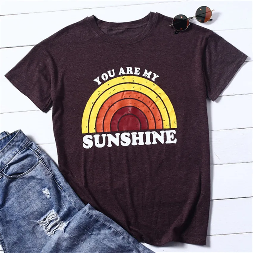 النساء تي شيرت أنت لي أشعة الشمس قوس قزح طباعة س الرقبة تي شيرت الإناث المتناثرة t قميص السيدات قمم الصيف قمم قمزة قصيرة كم النساء تي شيرت أنت لي أشعة الشمس قوس قزح طباعة س الرقبة تي شيرت الإناث المتناثرة t قميص السيدات قمم الصيف قمم قمزة قصيرة كم