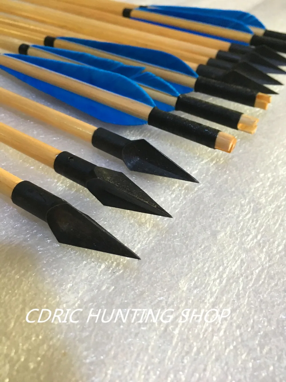 

12PK Wooden Arrows Special Spinning Hunting Black Steel Sharp Broadheads