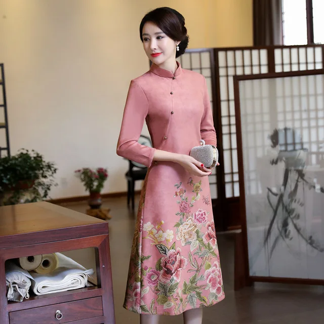 

Velvet Dress Women Winter 2018 Flora Print Chinese Traditional Dress Long Sleeve Cheongsam Qipao Chinese Oriental Long Dresses