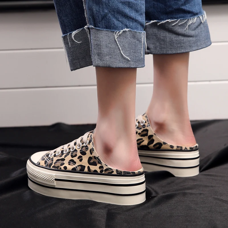 

Women Flats Leopard Lace up Comfort Shoes Ladies Canvas Vulcanized Shoes Female Sneakers Fashion Casual Platform Shoes New NY-39