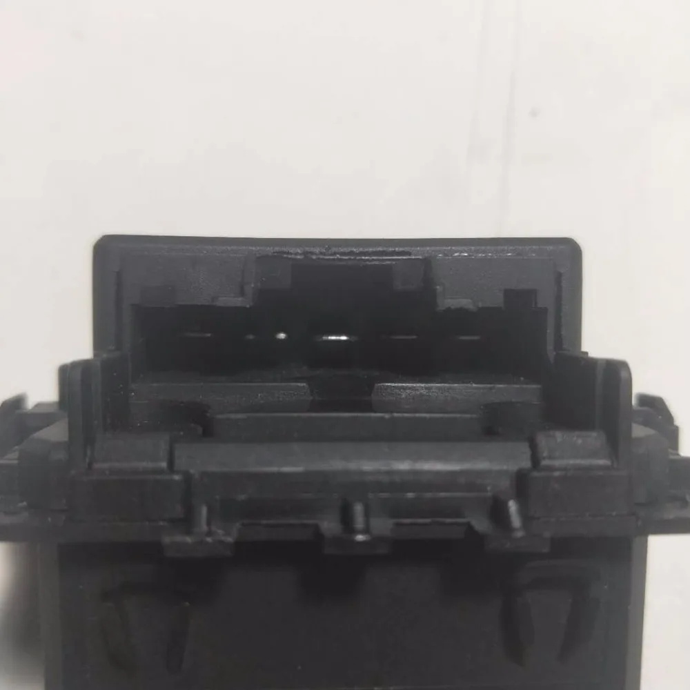 Резистор двигателя воздуходувки подходит для Citroen Peugeot Renault Qashqai OE 6441AA 6441AF 7701209850