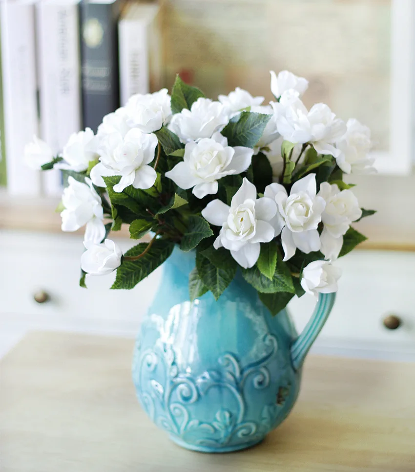 1 Bouquet Vintage Gardenia Magnolia Artificial Silk Flower 1 Bouquet Vintage Gardenia Magnolia Artificial Silk Flower