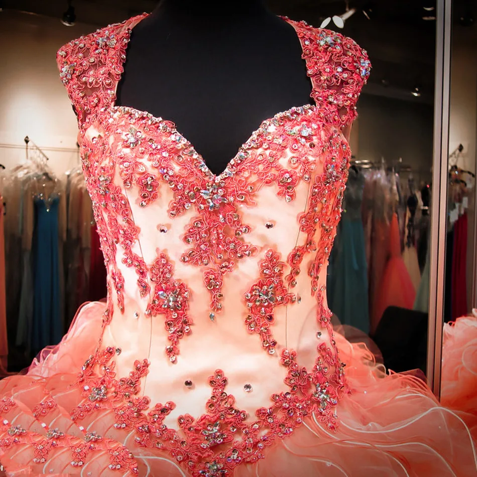Коралловые пышные платья 2018 Vestidos De 15 Anos бальное платье с бусинами и рюшами из