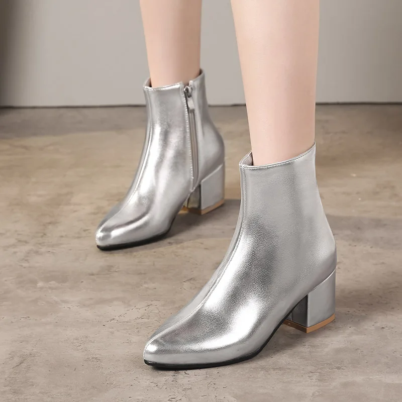 WETKISS/зимние женские ботинки на Высоком толстом каблуке женские ботинки с острым носком на молнии обувь из зеркальной pu искусственной кожи г. Женская обувь нового размера плюс 32-45