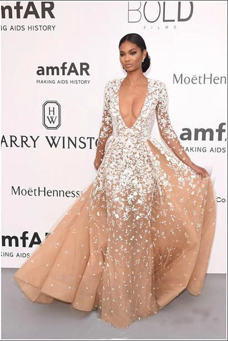  Long Sleeves Celebrity Dresses 2016 New Designers Sexy Deep V-Neck Appliques Lace Formal Evening Gowns Dresses 