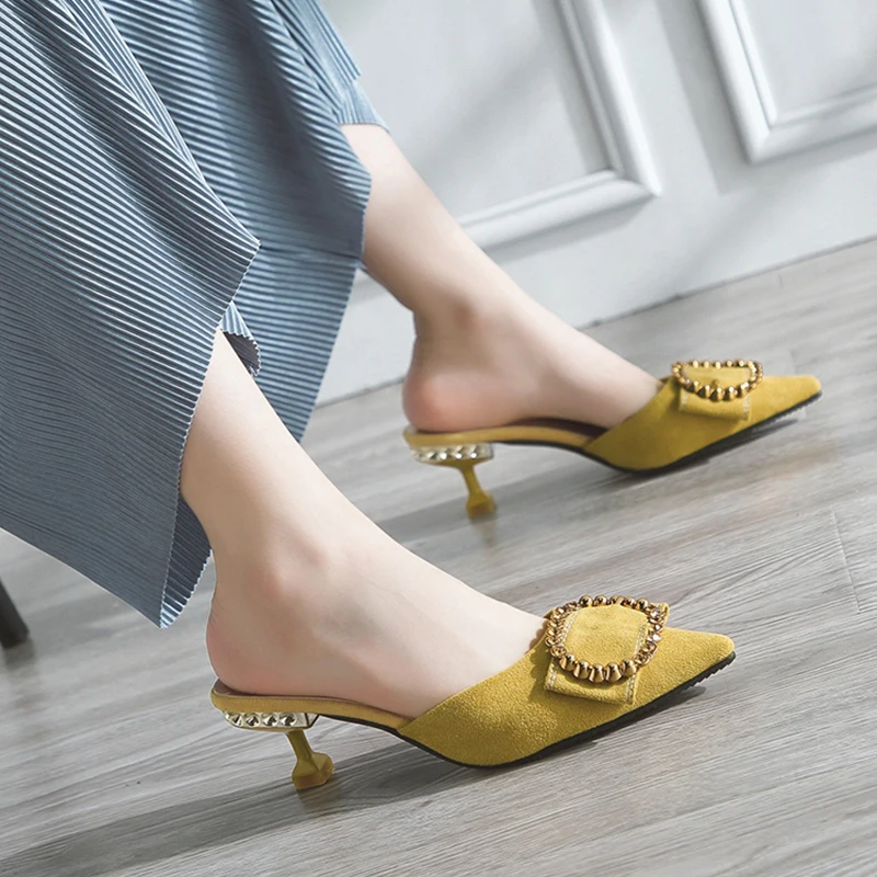 

2019 Baotou half slippers female new Korean version of the wild small fresh with pointed shoes tide