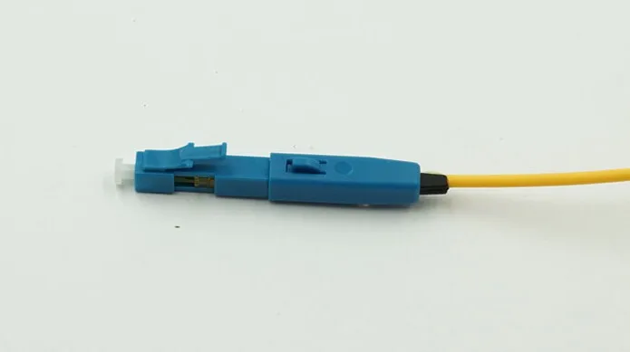 i9