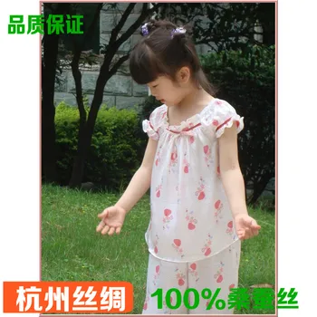 

High-quality 100% silk pajamas child girl summer strawberry printing / round neck short sleeve + pants real pure silk tracksuit