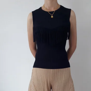

Fringed Vest Simple Fashion Miyake Pleated Vest