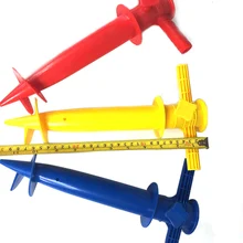 Песок, земельный шнек сверлы, простая установка ручной солнечные очки для улицы зонтик кронштейн пляжные сандали Портативный патио фиксированный зонт держатель, цвет случайный