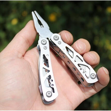 

30 pcs/lot Stainless Steel Combination Pliers Multi Functional Outdoor Survival Tool Portable Compact Multitool Pocket EDC Tool