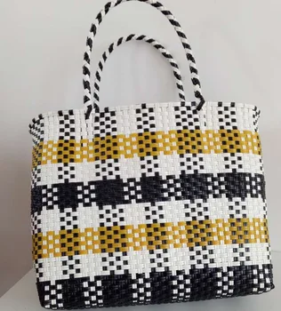 

Eco-friendly and durable PP straw bag commuter simple black and white yellow lattice square large capacity package