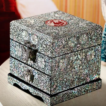 

Hand Made Pear Shell-linlaid Jewelry Box Storage Lacquerware Lacquer Arts with Lock 11.8 x 11.8 x 12cm Wedding Gift