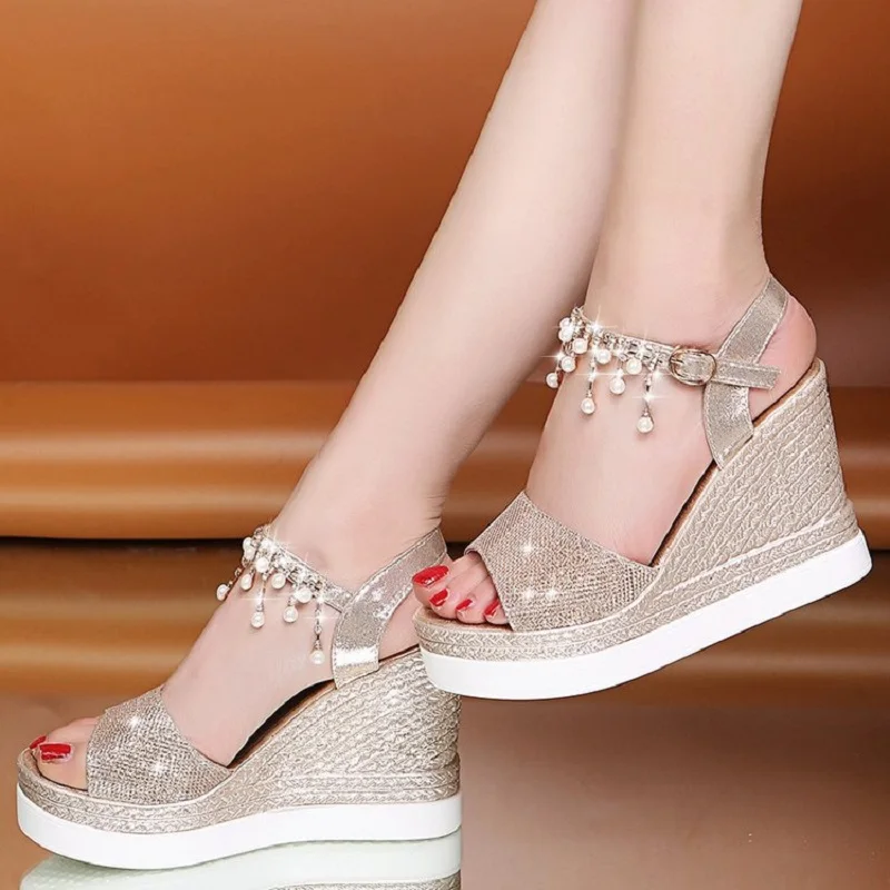 

Summer Super High Heels Rivets Peep Toe Crystal Platform Women Sandals Wedges Heels Ankle Wrap Open Toe Lady Shoes 20190413