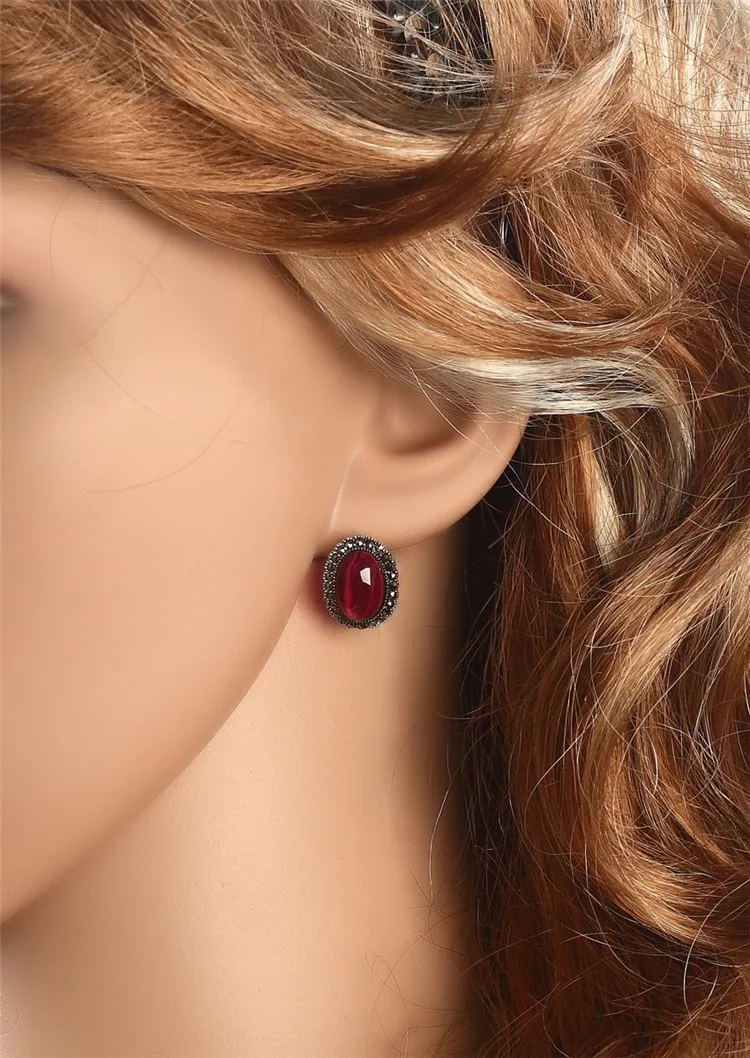 2042215707_1146950649