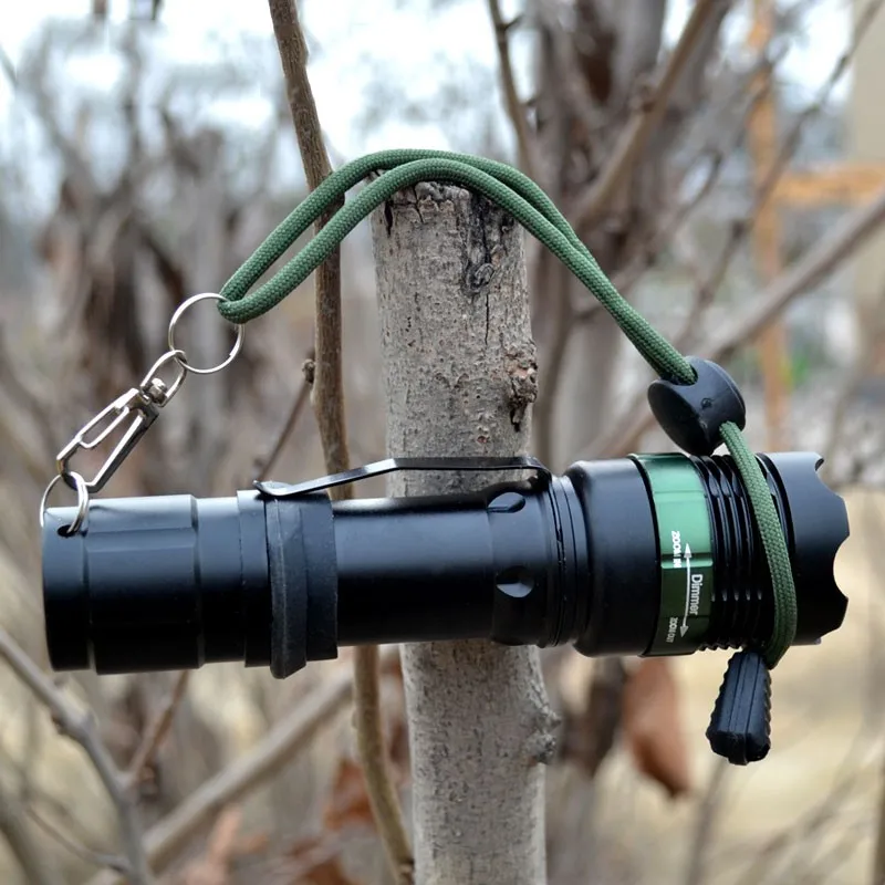 CREE-Q5-XM-L-T6-1000lm-2000Lumens-LED-Torch-Zoomable-Cree-LED-Flashlight-Torch-light-For (1)