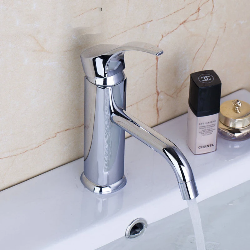 Billige KEMAIDI Bad Wasserhahn Kurze Becken Mixer Badewanne Chrom Massivem Messing Einzigen Handgriff Deck Montiert Mischbatterie Armaturen