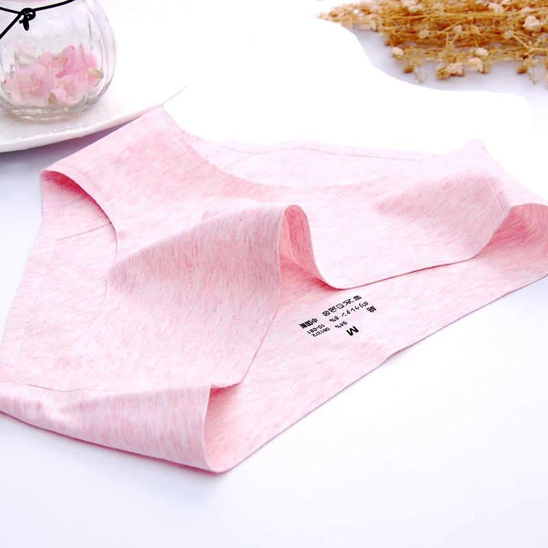 Seamless Panties Cotton High Quality Summer 2017 Brief Women Elastic Heathy Underwear Girls Natural Color Lady Underwear Cotton Seamless Panties Cotton High Quality Summer 2017 Brief Women Elastic Heathy Underwear Girls Natural Color Lady Underwear Cotton