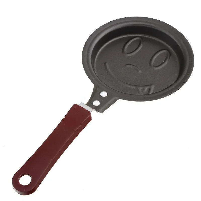 

2017 New Smiling Face Egg Frying Pan Waffle Breakfast Frying Pan Pancakes Kitchen Housewares Mini Pot DIY Kitchen Accessories