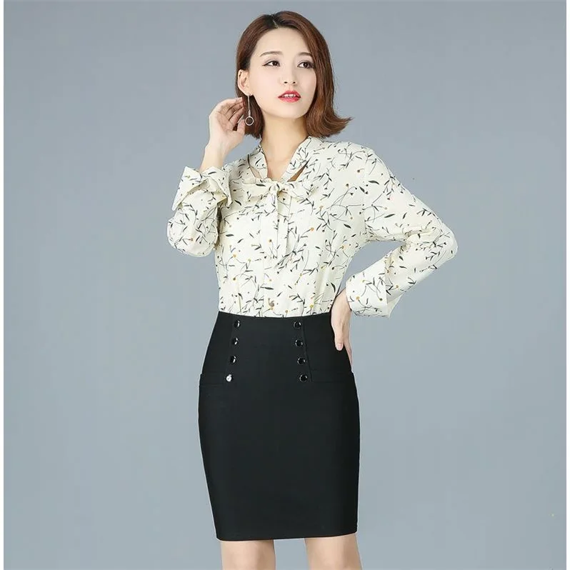 

2019 Summer New Arrival Buttons Decorated Mini Skirt 3XL Available High Waist One Step Skirt Office Skirts Womens Free Shipping