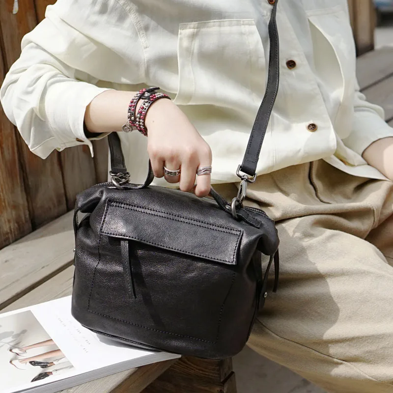 AETOO Leather fashion art retro crossbody bag, lady shoulder handbag, handmade cowhide dumpling bag
