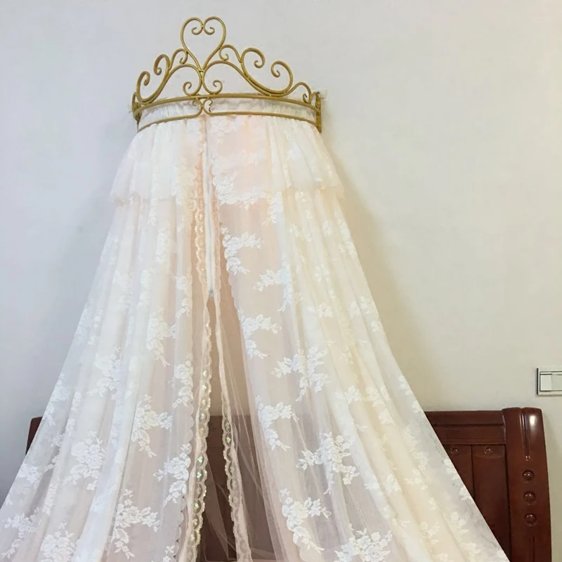 

gold European crown bed curtain shelf