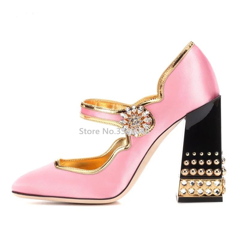 New Elegent Crystal Buckle Pink Women Pumps Chunky High Heels Runway Gold Rivets Shoes Charming Party Wedding Silk Shoes Woman
New Elegent Crystal Buckle Pink Women Pumps Chunky High Heels Runway Gold Rivets Shoes Charming Party Wedding Silk Shoes Woman