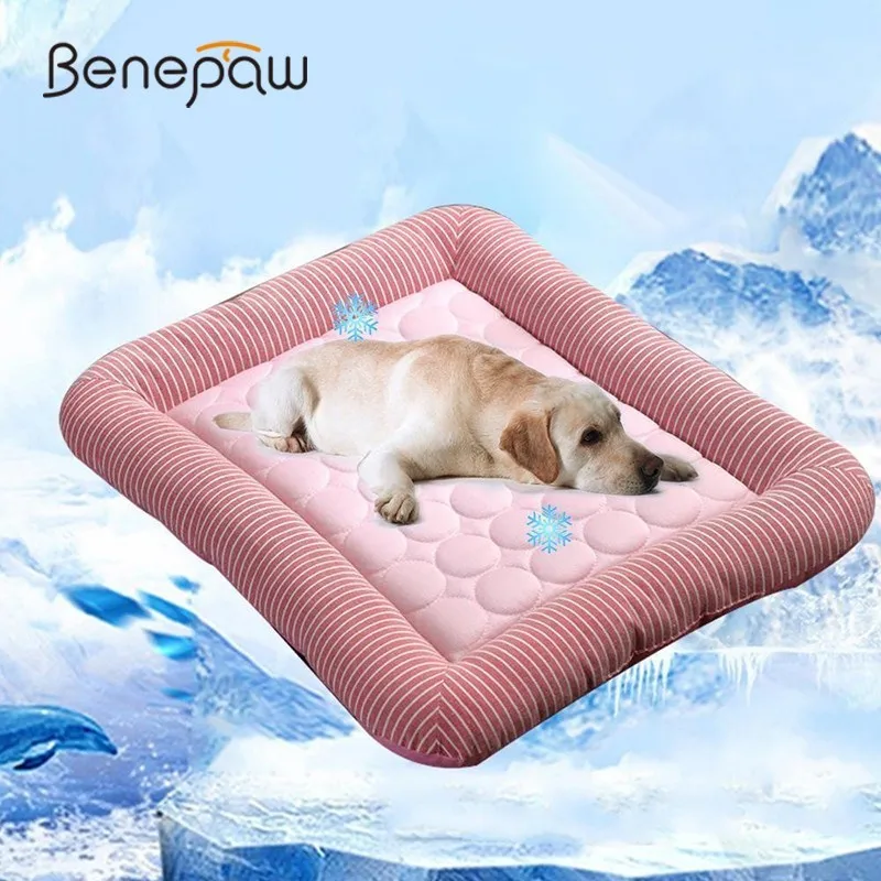 Benepaw Summer Breathable Dog Cooling Mat Eco-friendly Washable Puppy Dog Beds For Medium Small Dogs Sleeping Pet Mattress