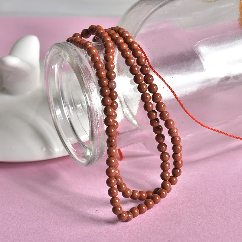 689 (4)