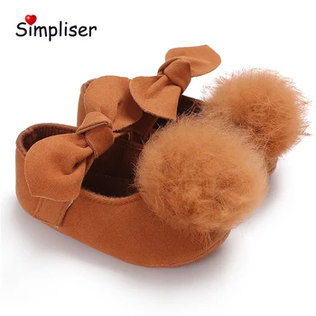 

Cute Fur Ball Newborn Baby First Walkers Baby Girls Crib Shoes Bow Knot Infant Toddler Shoes Red Grey Walking Shoes Soft Sole