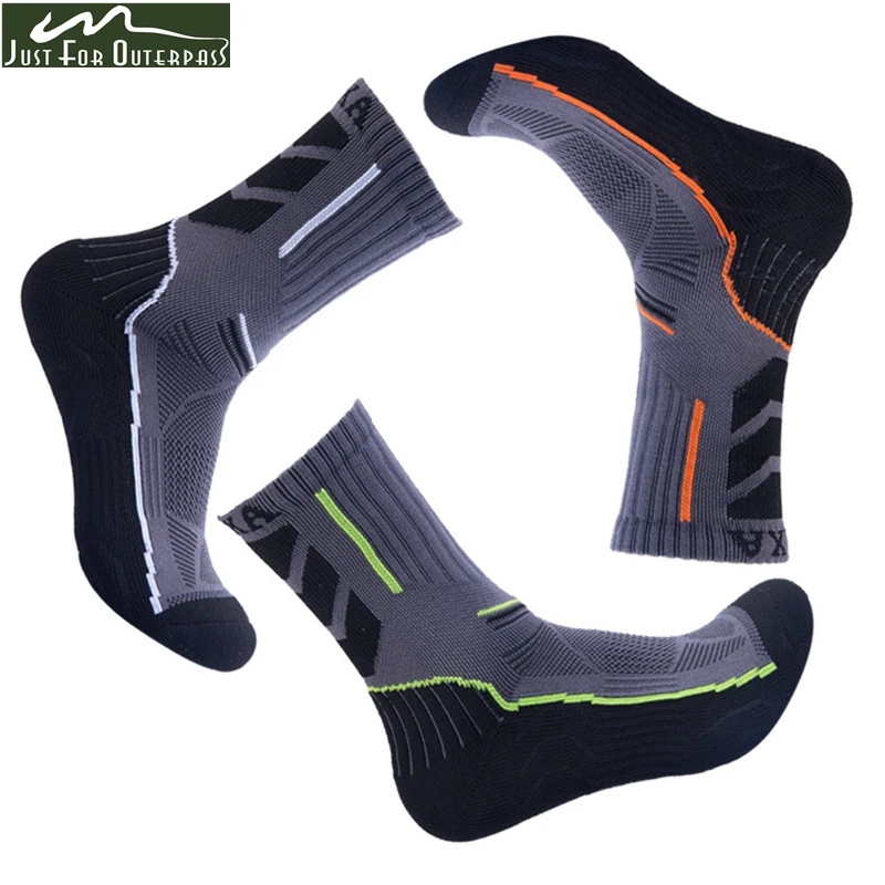 

3 Pair/Lot 2019 Men Brand High-top Socks Male Socks Quick Dry Breathable Absorb Sweat Antibacterial Summer Winter Socks 4 Season