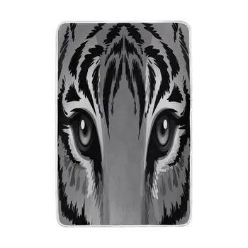 

Sharp Eye of Tiger Blanket Soft Warm Cozy Bed Couch Lightweight Polyester Blanket