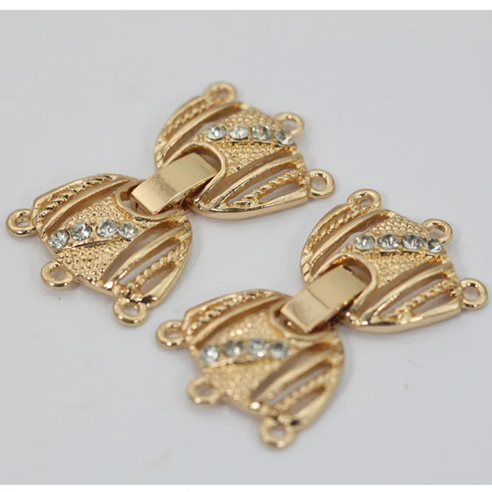 

Wholesale Rhinestone Tips Strong Fold Over Clasps Jewelry Findings Clasps For Bracelet Necklace Making 19 Styles Mix JC024