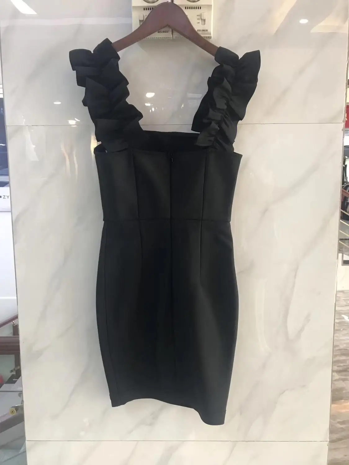 Новое Женское модное черное платье с квадратным воротником без рукавов Vestidos знаменитое вечернее облегающее платье платья оптом