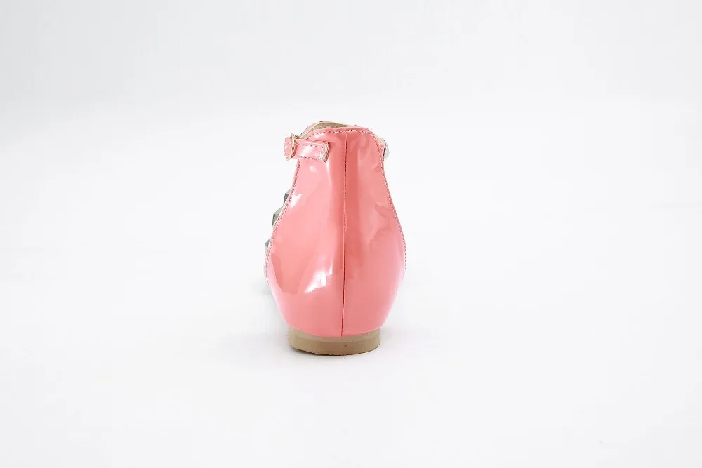 8591671560_1390563750