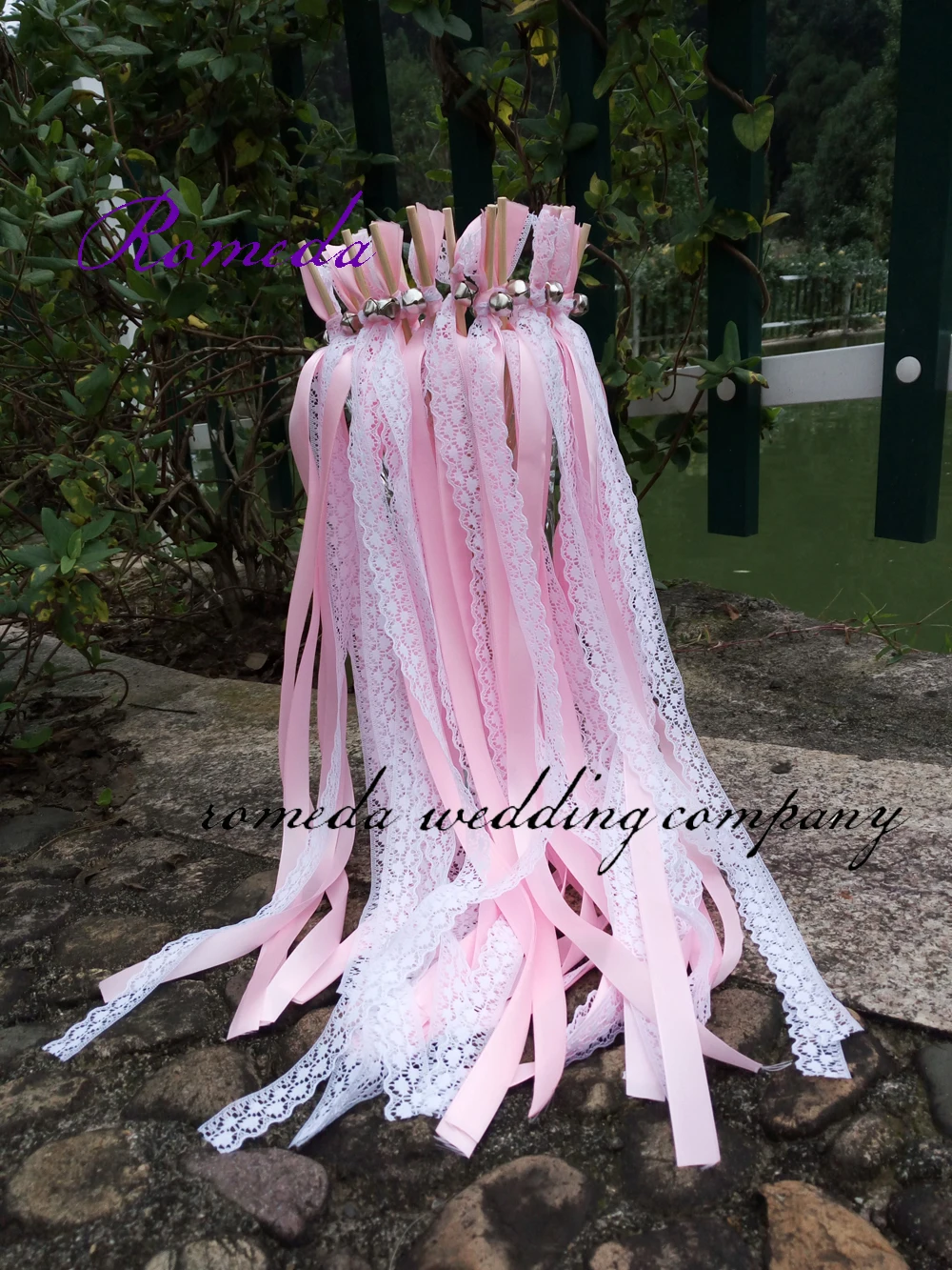 

Style D New Arrived 3 Ribbons stick lace wedding wands Pink Ribbon Birthday Party ,christamas ribbon Sparklers