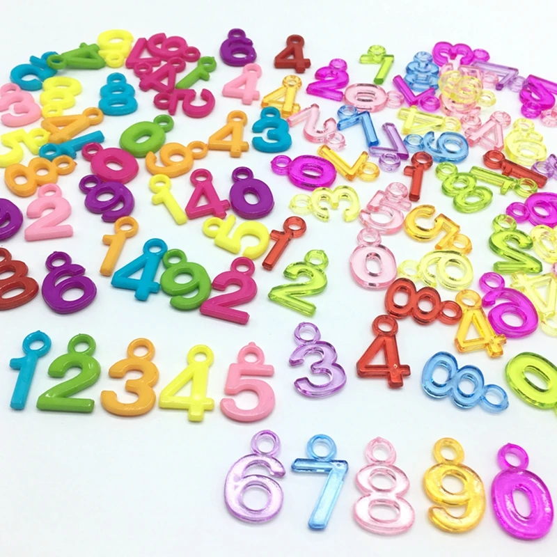 Meideheng конфет из акрила отверстие для подвешивания алфавитные бусины для изготовления ювелирных изделий детская арабскими цифрами цифровой кулон 100 шт./пакет