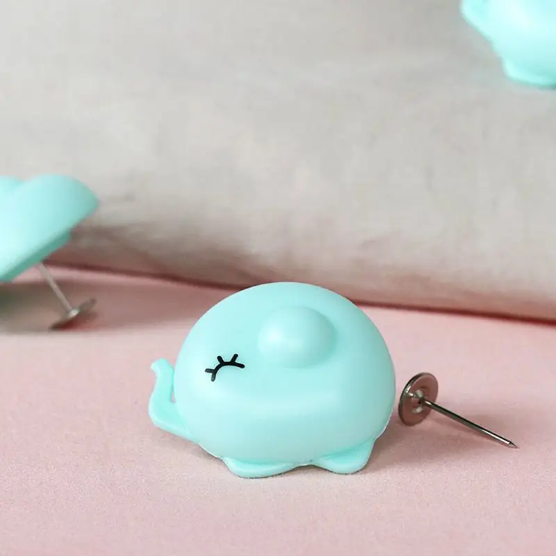8 Pcs/Set Non-Slip Cute Elephant Quilt Fixer Clip Buckle Bed Sheet Fastener Home Accessory