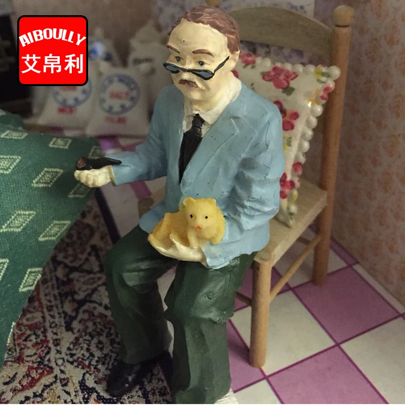 

1:12 Dollhouse Accessories Dolls series Seated Grandpa Doll house Girls Toys Dollhouse Miniature Kids Child Play Toys